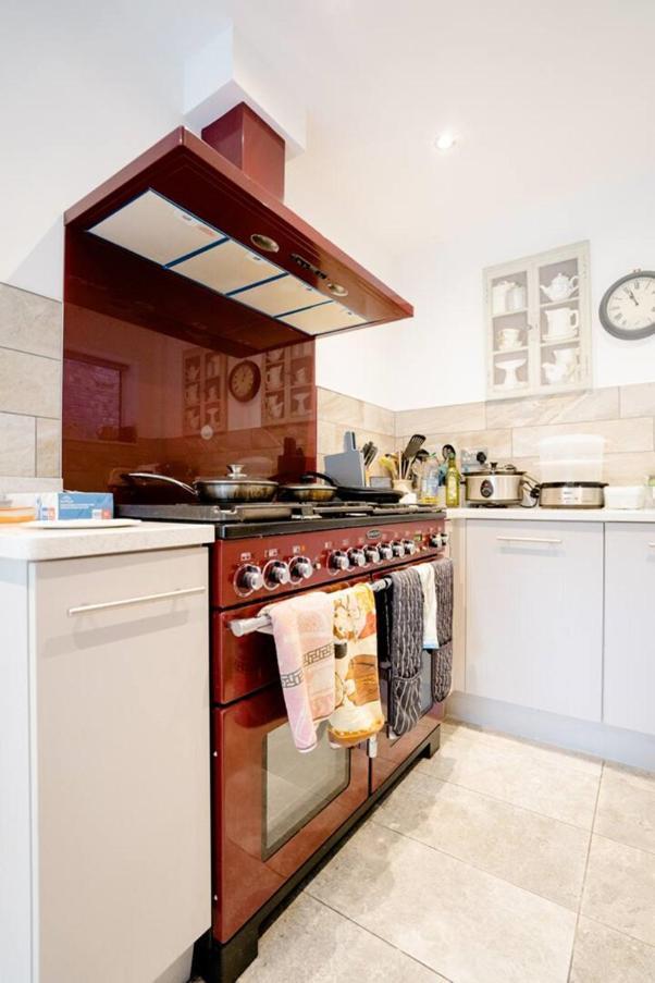 Steve'S Place Stoney Stanton ภายนอก รูปภาพ